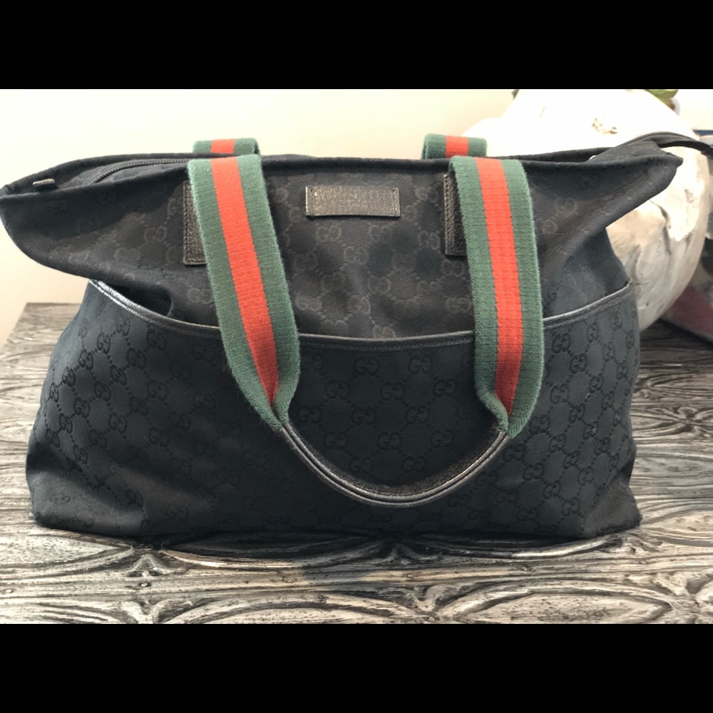 RARE! Authentic Gucci GG SUPREME DIAPER BAG